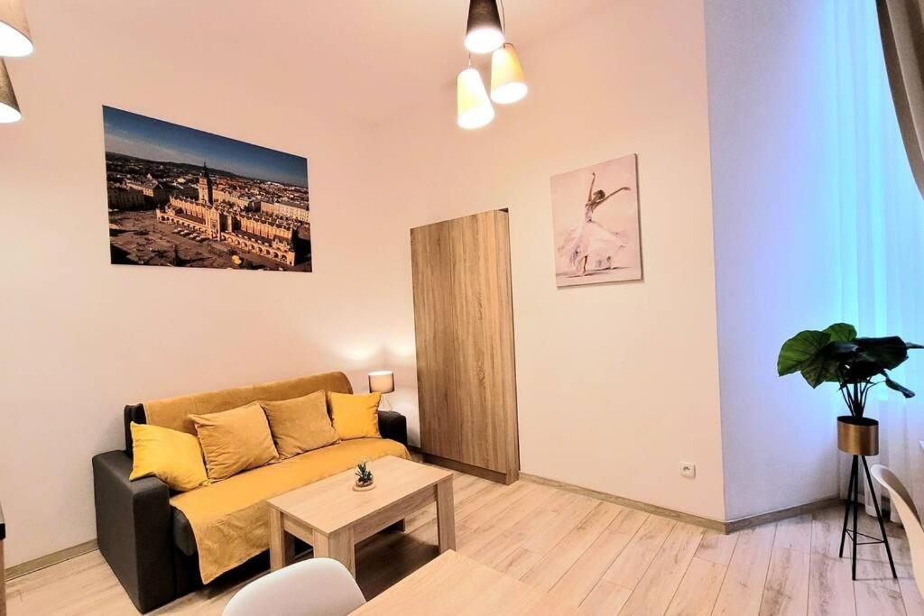 Golden Apartment Bosacka Krakow Old Town 2 Rooms Exterior photo
